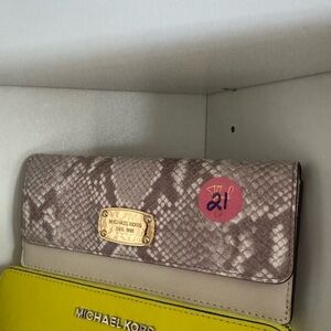 MK Python Wallet $128 #21